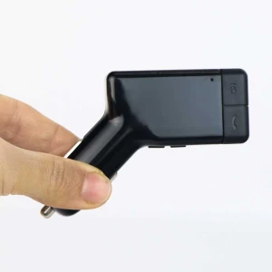 Incarcator auto cu functie de modulator FM, 2 X USB